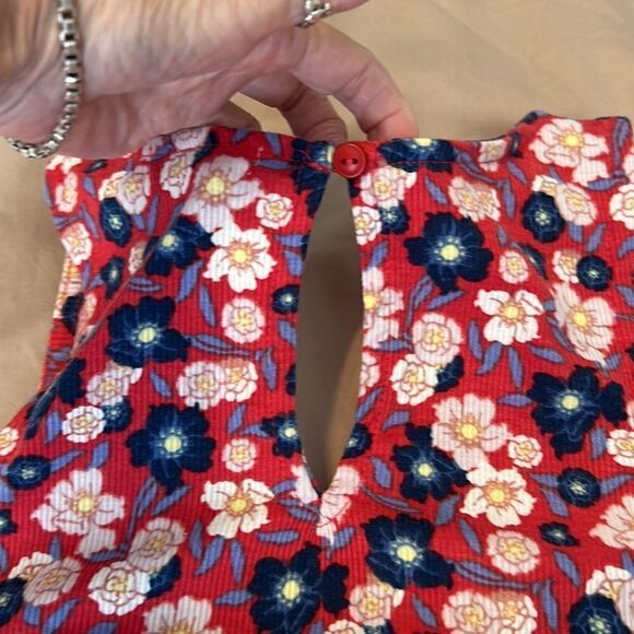 Spoiled szM red/blue flowered romper w/small opening in front & keyhole back GUC - Picture 9 of 11